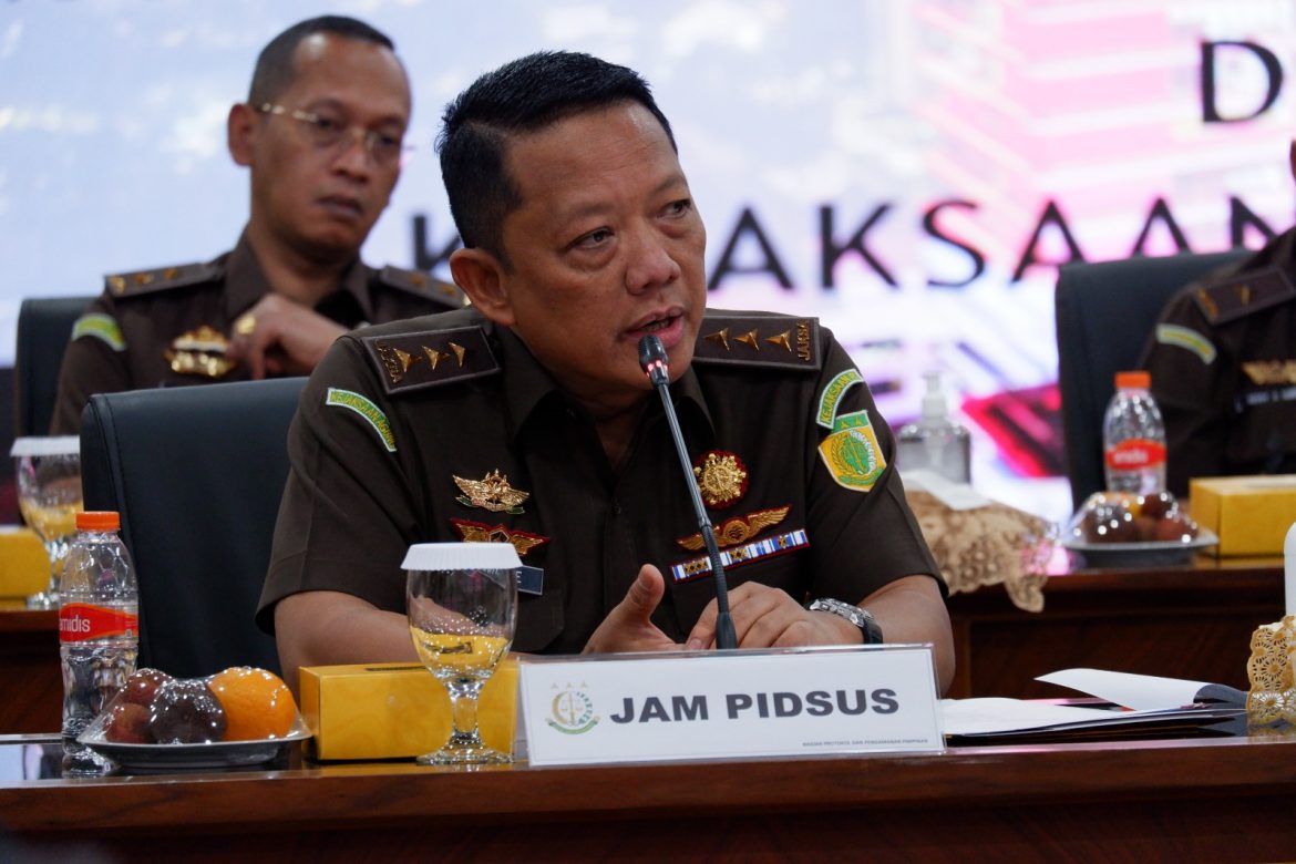 Kejaksaan Agung Memeriksa 5 Orang Saksi Terkait Perkara Impor Gula
