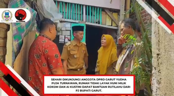 PJ Bupati Garut Respon Cepat, Bantu Perbaikan Rumah Ibu Kokom dan Ibu Ai Kustini yang Terancam Ambruk