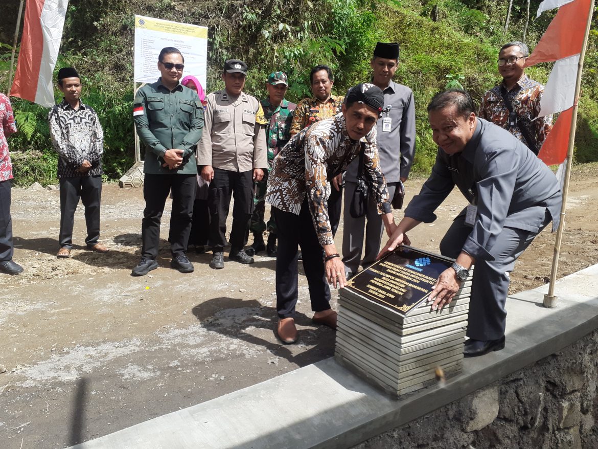 Wiropati Bangkit: Peresmian Tanggul Penahan Tanah Padat Karya 2024, Simbol Kolaborasi dan Harapan Baru bersama Wirotani Manunggal