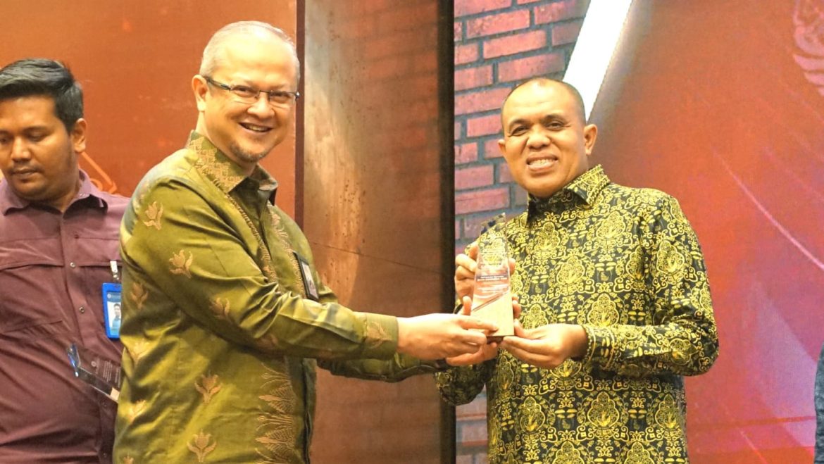 Raih Penghargaan Kabupaten Pengendali Inflasi Terbaik: Pj. Bupati Faisal Hasrimy Tegaskan Pentingnya Kolaborasi.