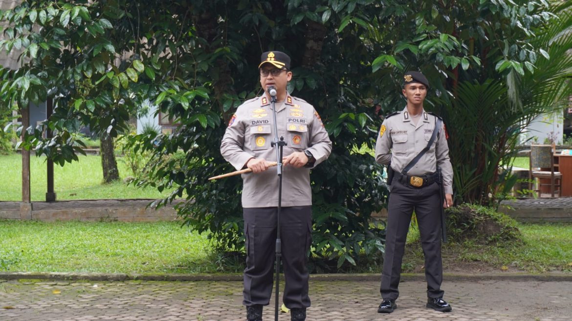 Rekapitulasi Suara Pilkada Serentak 2024, Kapolres Langkat ingatkan Petugas Jangan Lengah.