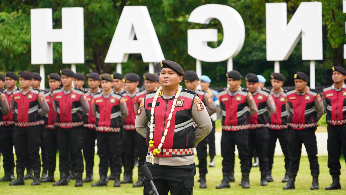 300 Personil Korsabhara Baharkam Polri Dilepas Wakapolda Jateng Selesai PAM Pilkada 2024