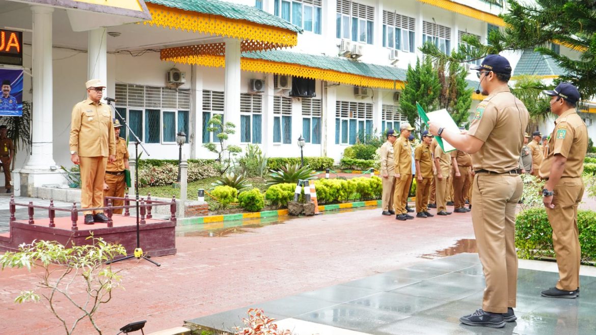 Pj Bupati Langkat Tegaskan Sinergi Program Nasional dalam Apel Gabungan ASN
