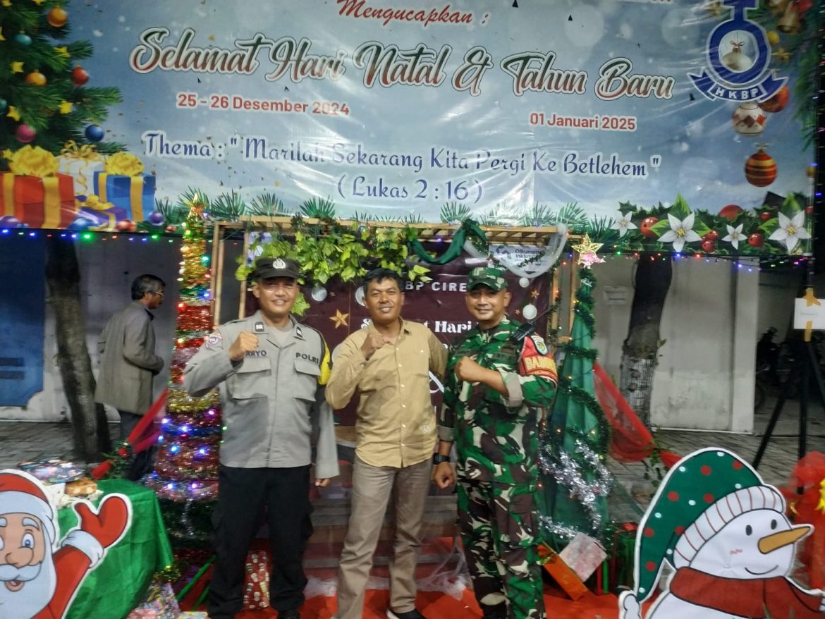 Babinsa dan Bhabinkamtibmas Amankan Kegiatan Ibadah Natal 2024 Wilayah Kota Cirebon. Kordinasi Efektif TNI POLRI.