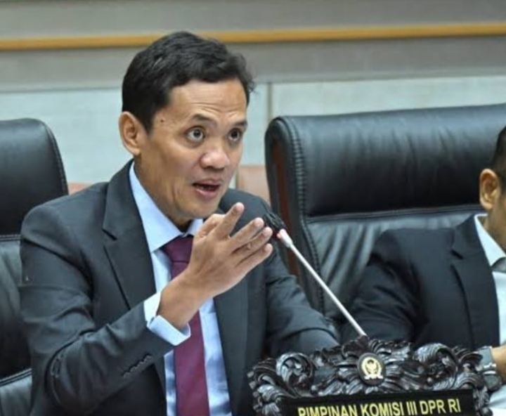 Soal Ghosting, Ketua Komisi 3 DPR RI : Masih Adakah Membangkang Terhadap Kapolri?