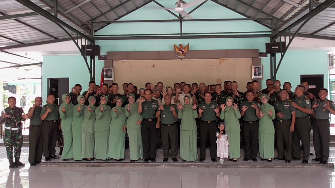 Dandim 0614/Kota Cirebon Lepas Anggota Purna Tugas dan Pindah Satuan