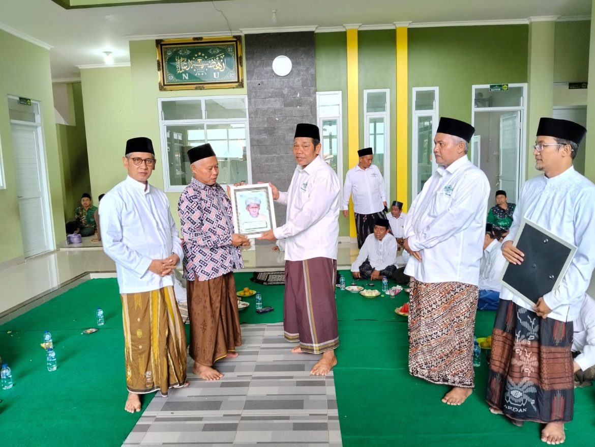Peringati Harlah ke-102 NU, PCNU Kabupaten Pekalongan Gelar Ziarah Masyayikh