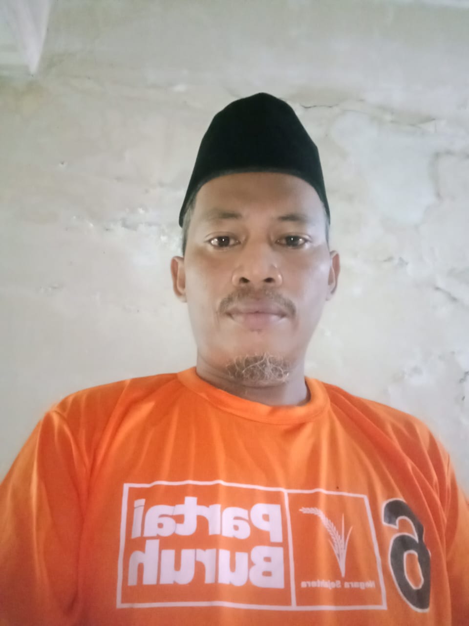 JIKA DIBUTUHKAN PARTAI BURUH EXCO KOTA TEGAL SIAPKAN SATU PANGKALAN LPG 3 KG