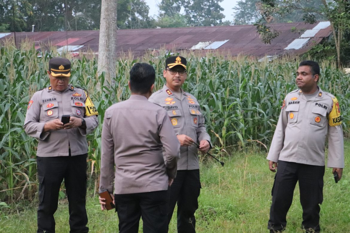 Dukung Program Asta Cita Prabowo, Kapolres Langkat Tinjau Lahan Jagung di Asrama Polres!