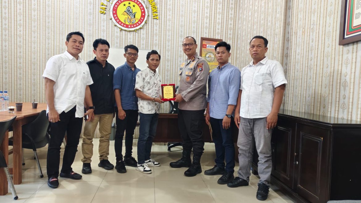 Polres Langkat Terima Penghargaan atas Keberhasilan Berantas Judi dan Narkoba.