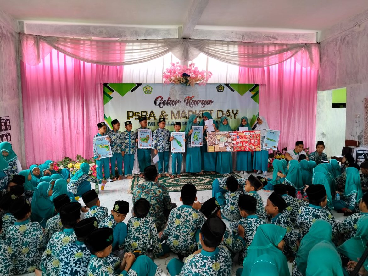 Gelar Karya dan Market Day MI Sullam Taufiq: Ajang Edukasi, Kreativitas, dan Wirausaha. 