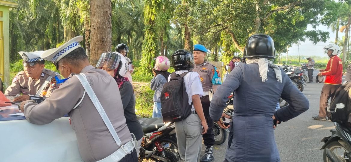 Cegah pelanggaran dalam Ops Keselamatan Toba 2025, Provos melakukan Pengawasan dan Pengamanan Personil.