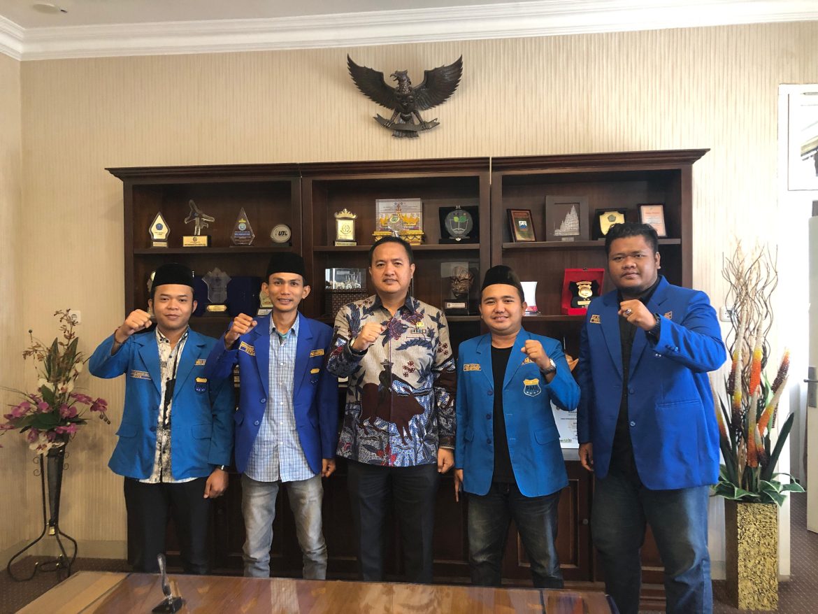 PKC PMII Lampung dan Kepala Dinas Pendidikan Provinsi Lampung Lakukan Diskusi Berbagai Masalah Pendidikan