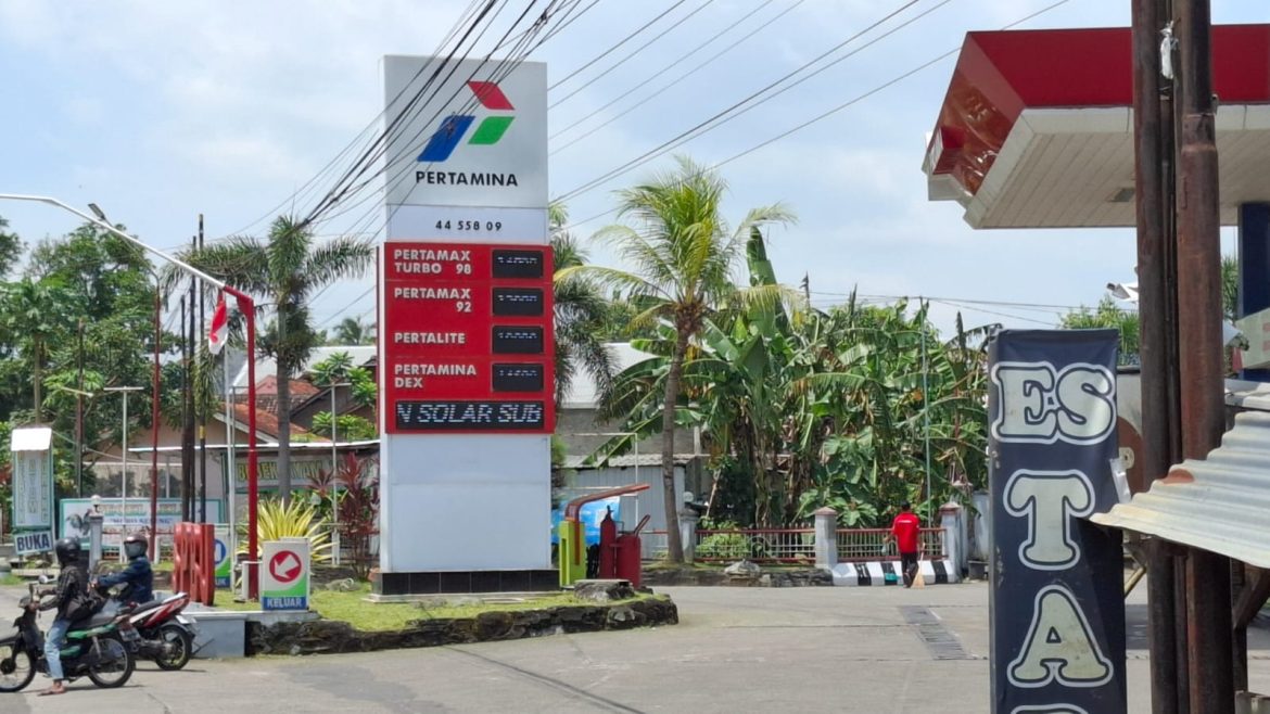 Diduga Ada Praktik Penyalahgunaan BBM Subsidi di SPBU Gading Wonosari Gunung Kidul,Bph Migas Di Minta Lebih Tegas