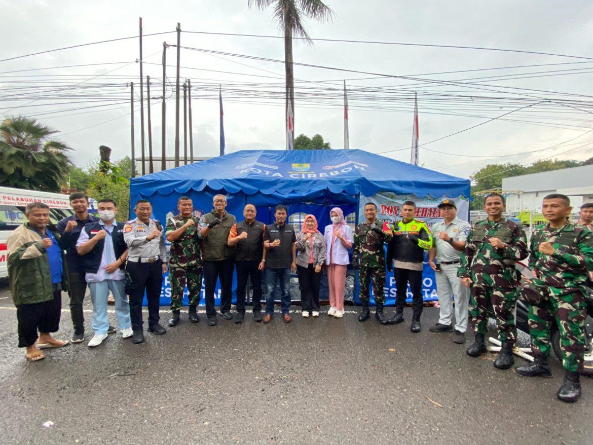 Dandim 0614/Kota Cirebon Bersama Kapolres Cirebon Kota Laksanakan Monitoring Pos Pengamanan Arus Mudik Lebaran