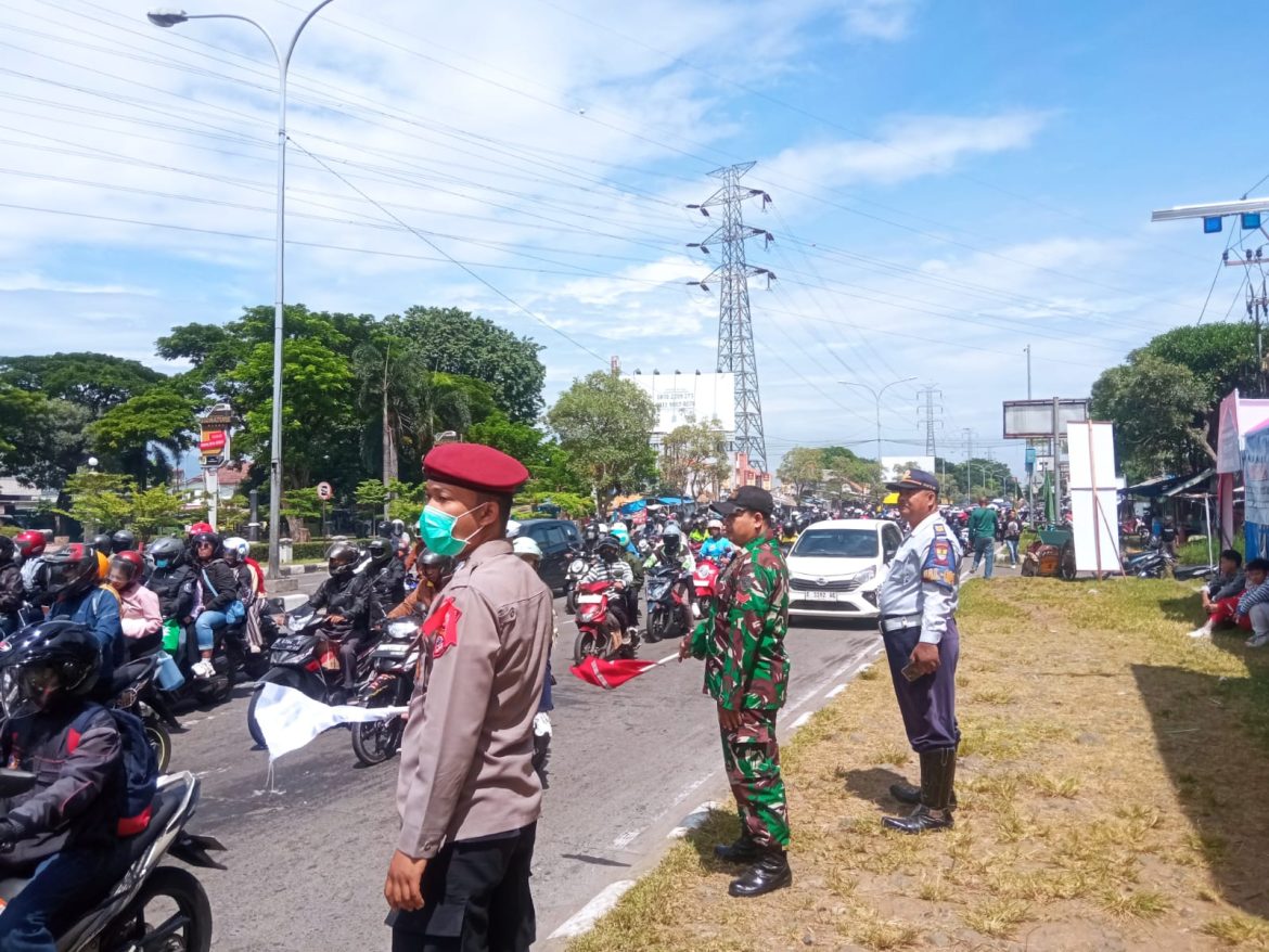 TNI-Polri Bersinergi Amankan Arus Mudik Lebaran Idul Fitri 1446H – 2025M.