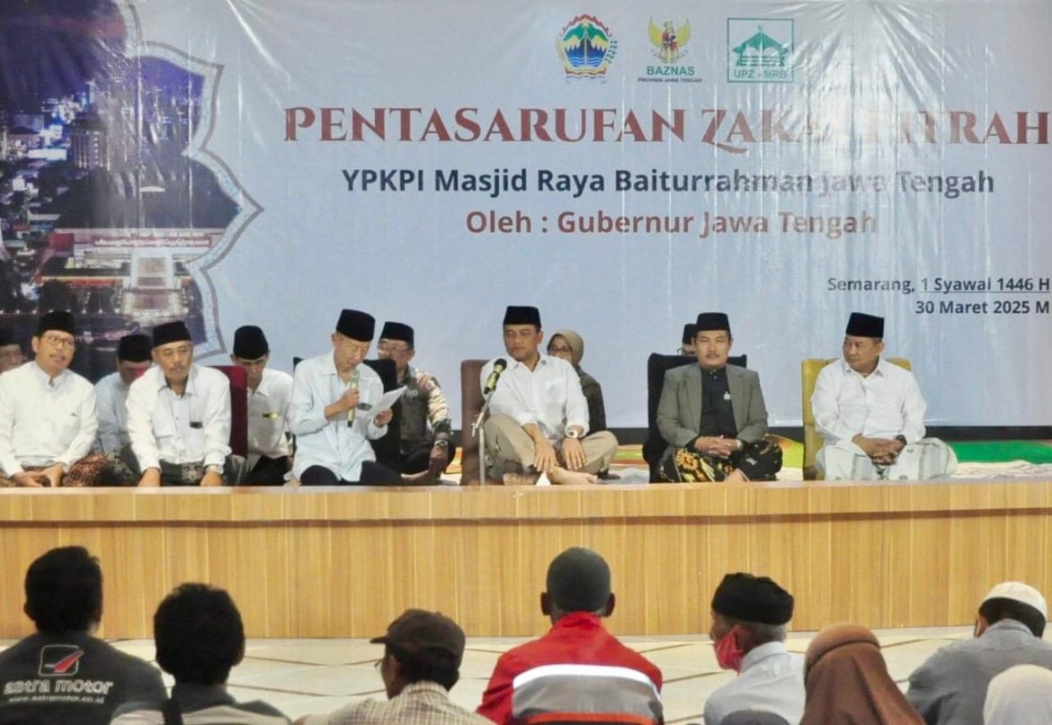 Temui Mustahik, Gubernur Ahmad Luthfi Bagikan Beras untuk Masyarakat