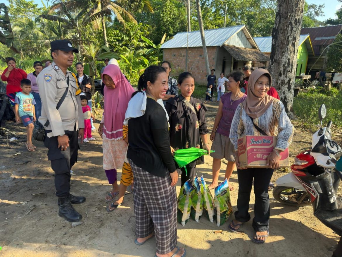Polisi Hadir untuk Masyarakat: Korban Kebakaran Terima Bantuan Sembako dan Sampaikan Terima Kasih