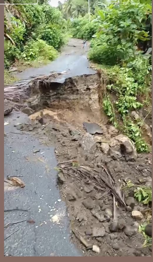 Jalan Lintas Galda Ambruk Akibat Banjir Bandang, Masyarakat Loloda Utara Terdampak Parah