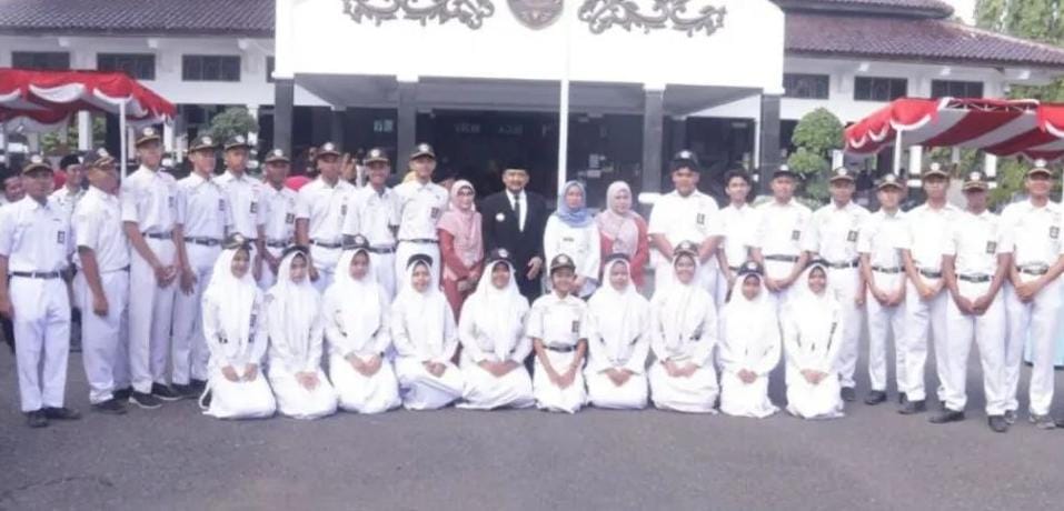 Peringati Hardiknas 2025, Bupati Pemalang Bacakan Sambutan Kemendikbud, Serukan Kolaborasi Pendidikan