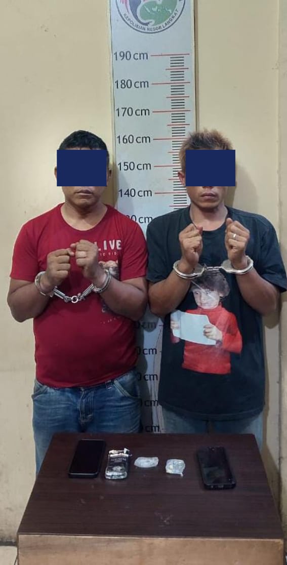 Mengklarifikasi berita negatif ; Kesan Polres Langkat tutup mata terkait maraknya peredaran Narkoba, Polres Langkat Bongkar dan tindak pelaku kejahatan narkoba dijajarannya.