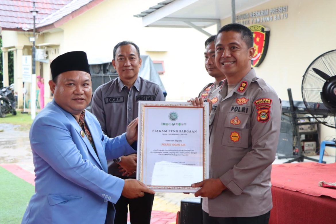 Pertama Kali di Sumsel, Polres Ogan Ilir melalui Polsek Tanjung Batu Buka TKA, TPA, dan TPQ — Jalin Kerja Sama dengan BKPRMI Guna Pembinaan Karakter Anak Usia Dini, Sekaligus Resmikan Tiga Gedung Ikonik Pelayanan Polri*