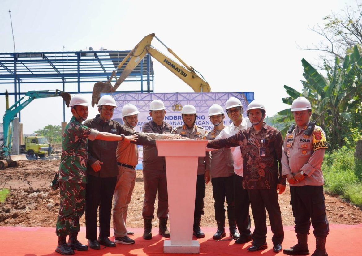 Polda Jabar Tinjau Progres Pembangunan Gudang Ketahanan Pangan Polri di Subang dan Indramayu   