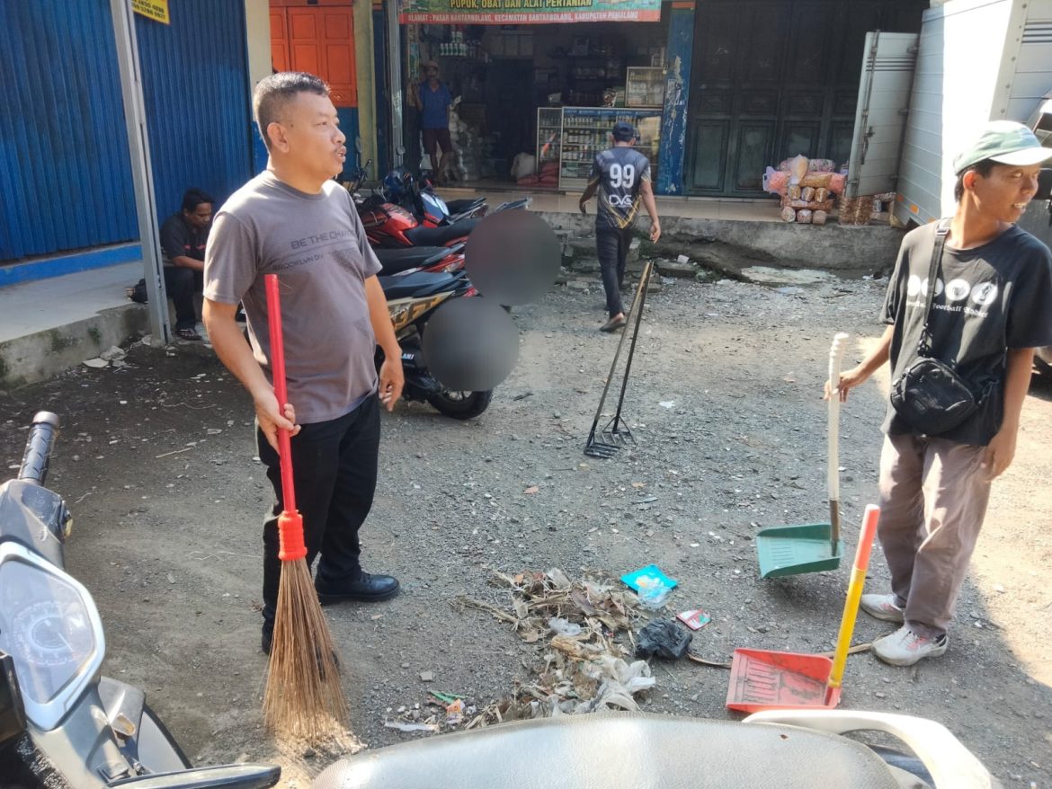 Momentum Hari Lingkungan Hidup Sedunia, Pasar Bantarbolang Gelar Kerja Bakti Massal Bersihkan Komplek Pasar dengan Aksi Nyata