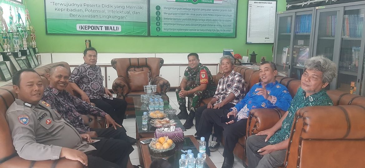 Bhabinkamtibmas Parungpanjang Lakukan Sambang dan Himbauan Kamtibmas, Wujudkan Lingkungan Aman   