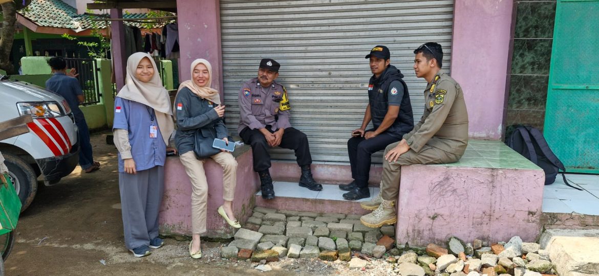 Bhabinkamtibmas Polsek Parungpanjang Polres Bogor Sambangi Warga Desa Cikuda, Sampaikan Imbauan Kamtibmas   
