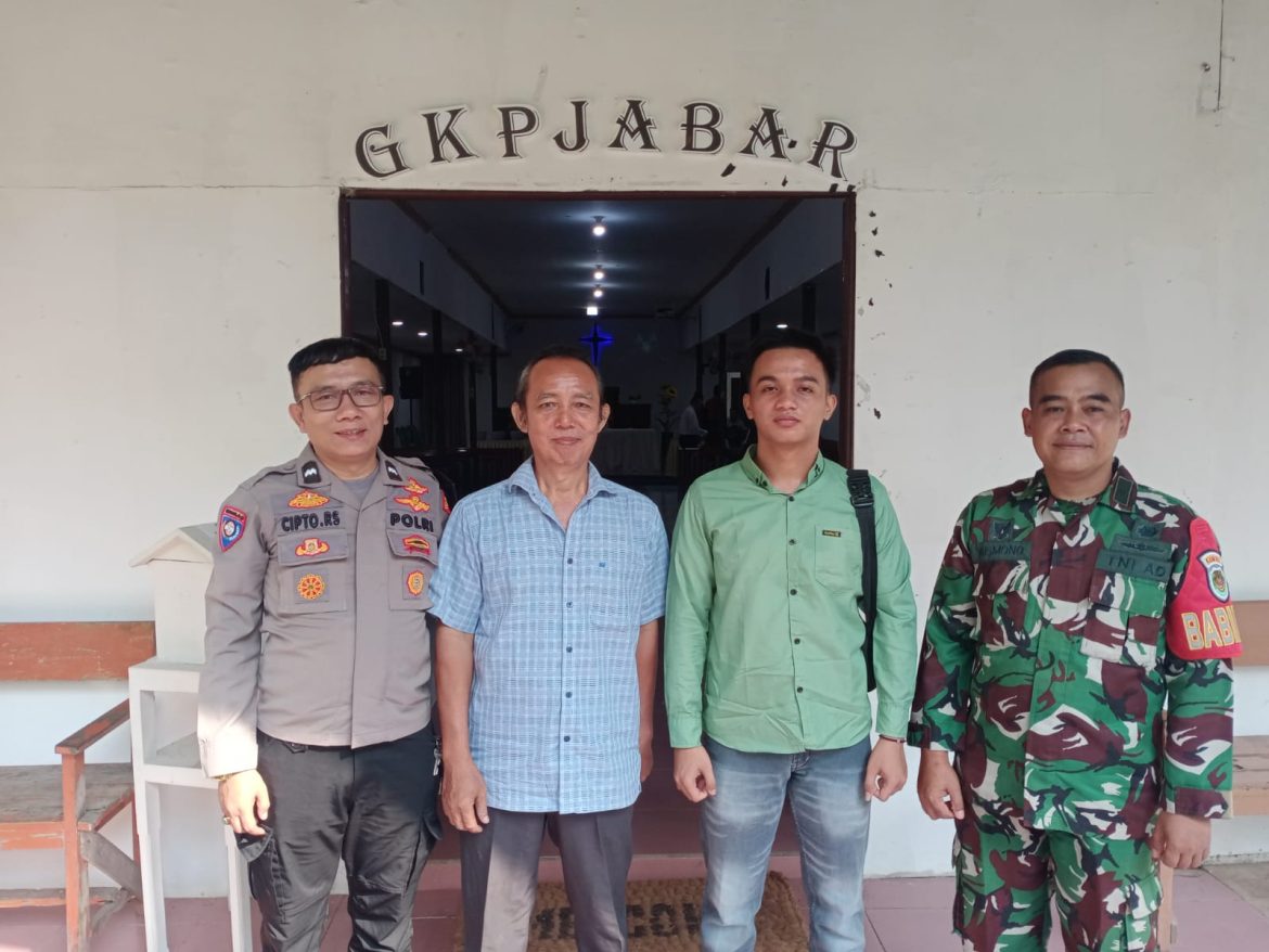 Bhabinkamtibmas dan Babinsa Polsek Jonggol Kawal Ibadah Umat Nasrani di Citra Indah   