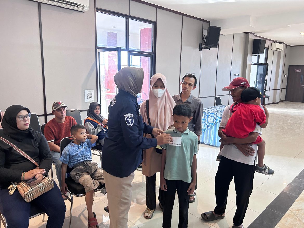 Polres Bogor Gelar Bhakti Kesehatan Donor Darah dan Khitanan Massal Dalam Rangka Hari Bhayangkara Ke-79   