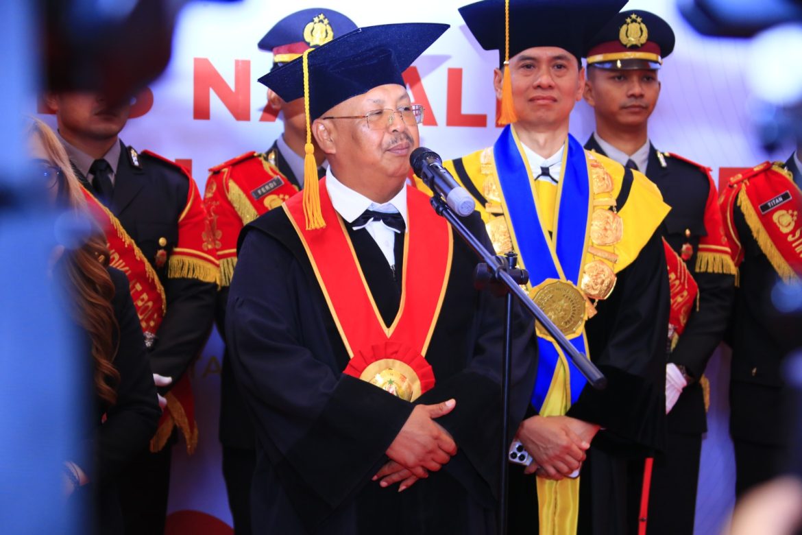 351 Perwira Polisi Wisuda S1-S3, Kapolri: Tugas Polri Melayani Masyarakat   