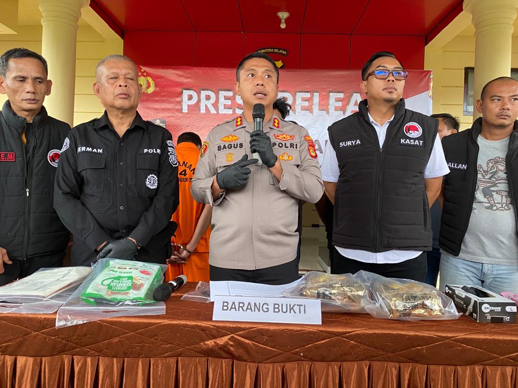 Penangkapan Tersangka Pengedar Sabu 2 Kg oleh Sat Narkoba Polres Ogan Ilir Berhasil Selamatkan 20.000 Jiwa dari Ancaman bahaya Narkoba