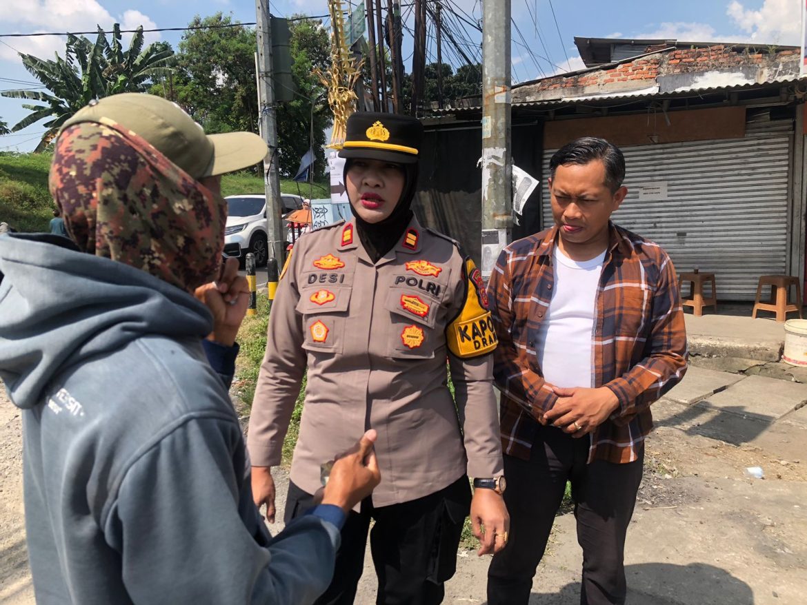 Kapolsek Dramaga Laksanakan Ops Premanisme/Pungli Diwilayah Hukum Polsek Dramaga dalam Rangka Menjaga Keamanan dan Ketertiban Masyarakat dan Pelayanan Polri Untuk Masyarakat   