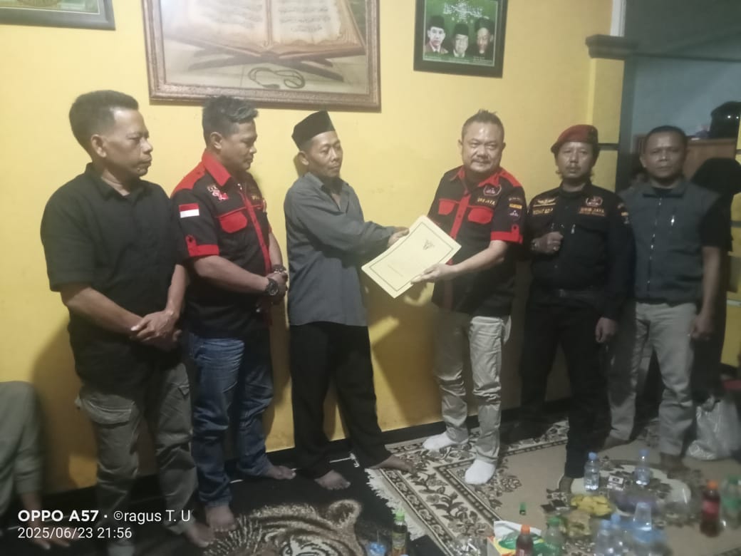 DPC GRIB Jaya Kab Pemalang Berikan SK Kepada PAC GRIB Jaya Kecamatan Warungpring