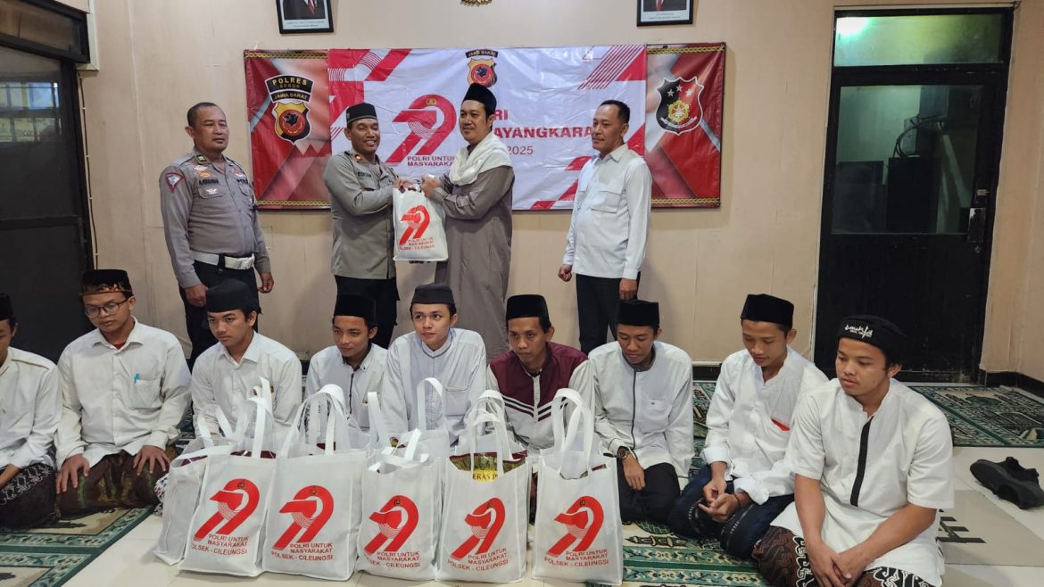 Sambut HUT Bhayangkara ke-79, Polsek Cileungsi Gelar Khatam Quran dan Buka Puasa Bersama   