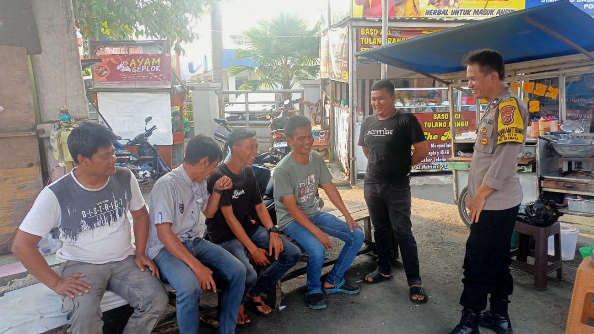 Bhabinkamtibmas Wilayah Hukum Polsek Dramaga Giat Cooling Sistem Sambang Warga Beri Himbauan Ajak Jaga Kondusifitas Cegah Gangguan Kamtibmas   