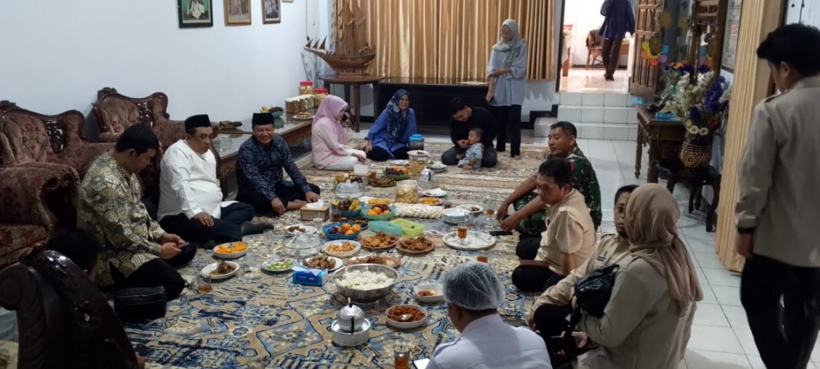Danramil 1401/Kesambi Dampingi Kunjungan Kerja Deputi BBN di SPPG Kesambi.