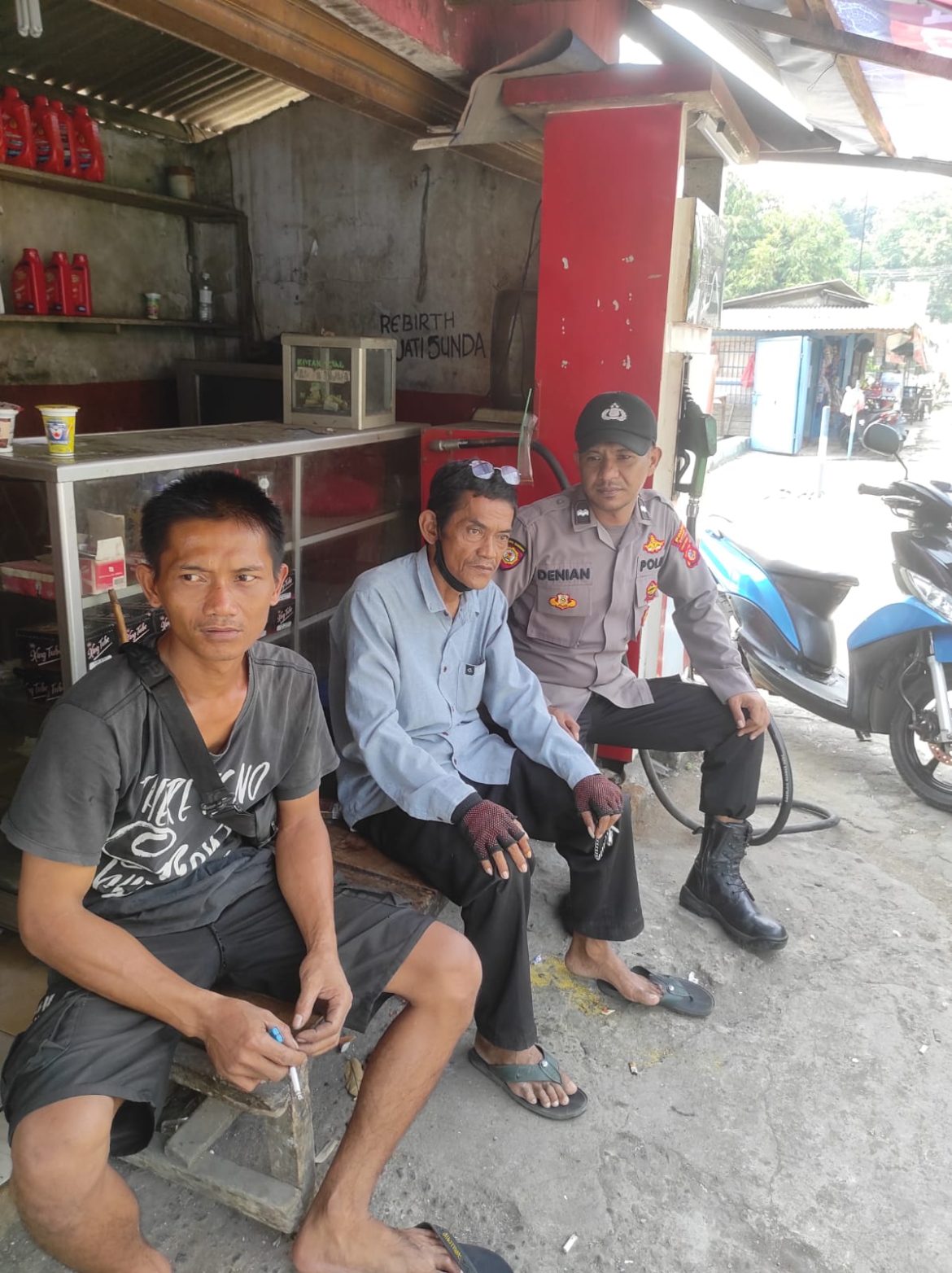 Bhabinkamtibmas Wilayah Hukum Polsek Dramaga Giat Cooling Sistem Sambang ke Warga Binaan Beri Himbauan Ajak Jaga Kondusifitas Cegah Gangguan Kamtibmas   