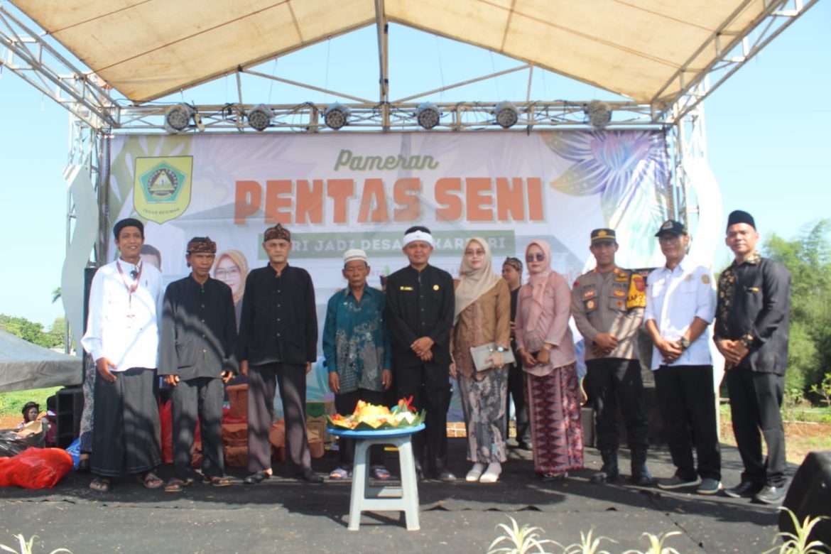 Polsek Rumpin Polres Bogor Polda Jabar, Bhabinkamtibmas Desa Mekarsari Sambang Warga dan Beri Himbauan Kamtibmas, Kapolsek Rumpin AKP Suyoko, S.H. Hadiri HUT Desa Mekarsari ke-39   