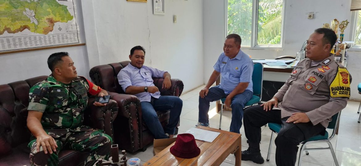 Bhabinkamtibmas dan Babinsa Parungpanjang Sambangi Warga, Sampaikan Imbauan Kamtibmas   