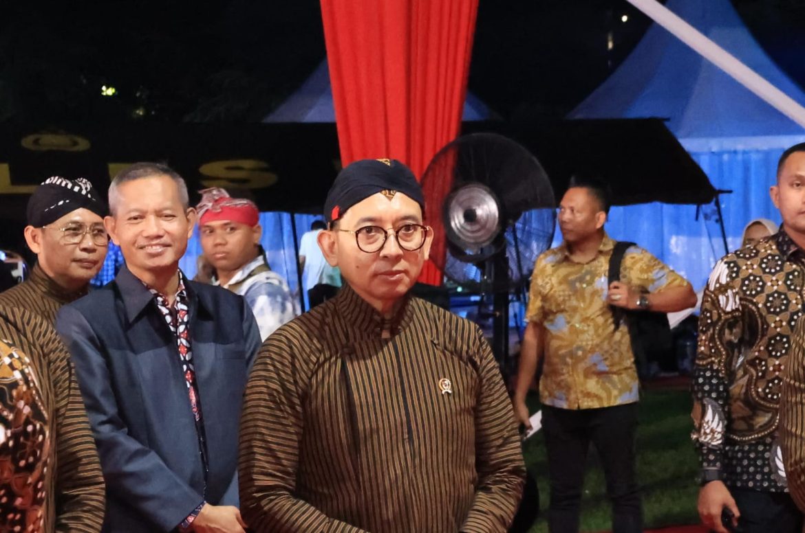 Menteri Kebudayaan Apresiasi Polri Atas Konsistensi Lestarikan Pagelaran Wayang Kulit   