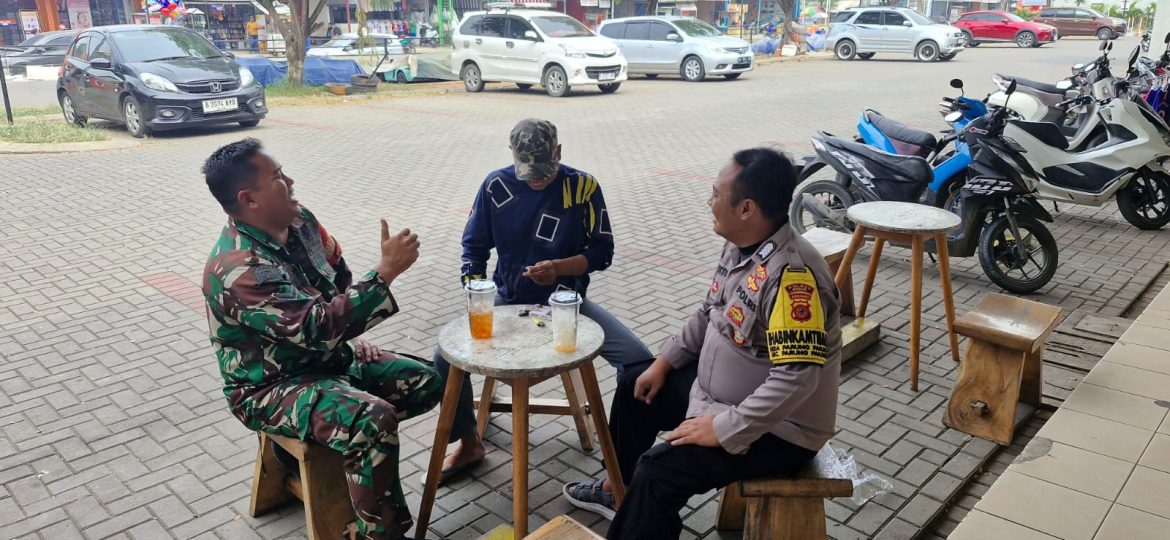 Bhabinkamtibmas Polsek Parungpanjang Sambangi Warga Desa Parungpanjang, Berikan Himbauan Kamtibmas   