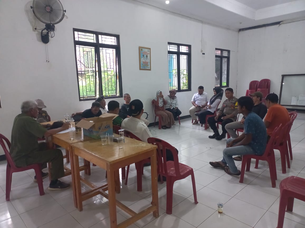Anggota Polsek Citeureup mengikuti Rapat Koordinasi Cegah dan Tangani Bencana Alam   