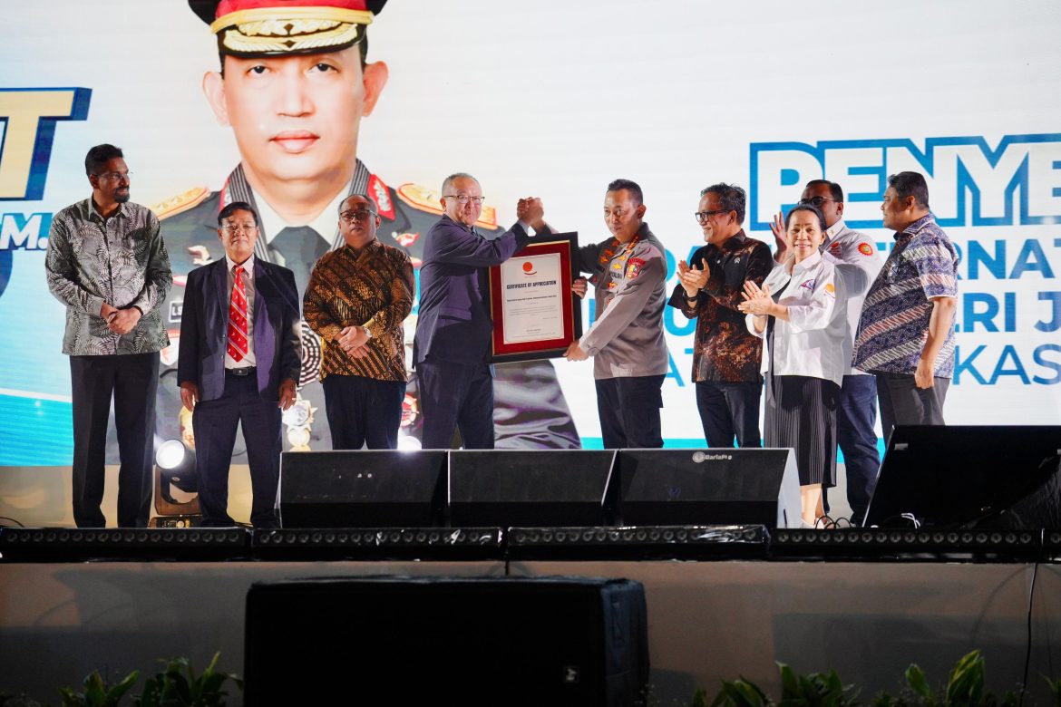 Kapolri: Penghargaan ITUC Tak Terlepas Dari Peran Serikat Buruh Indonesia   