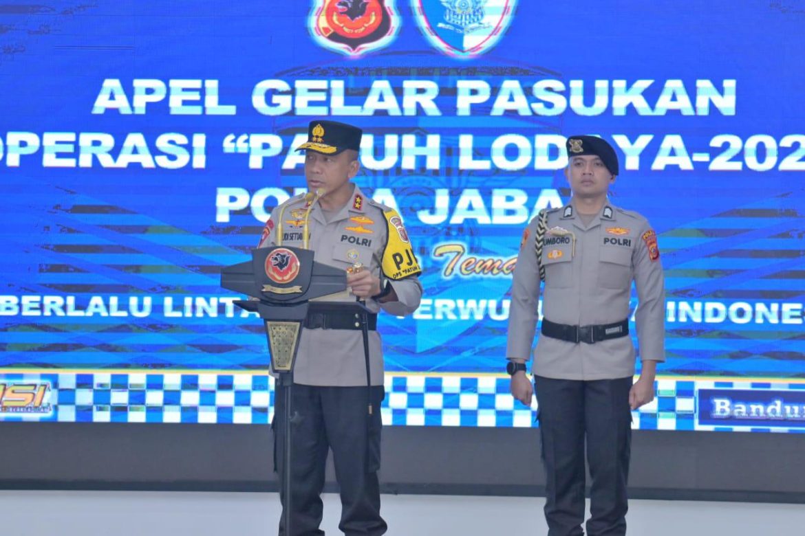 Kapolda Jabar Pimpin Apel Gelar Pasukan Operasi Patuh Lodaya 2025, Ribuan Personel Disiagakan Untuk Wujudkan Ketertiban Lalu Lintas   