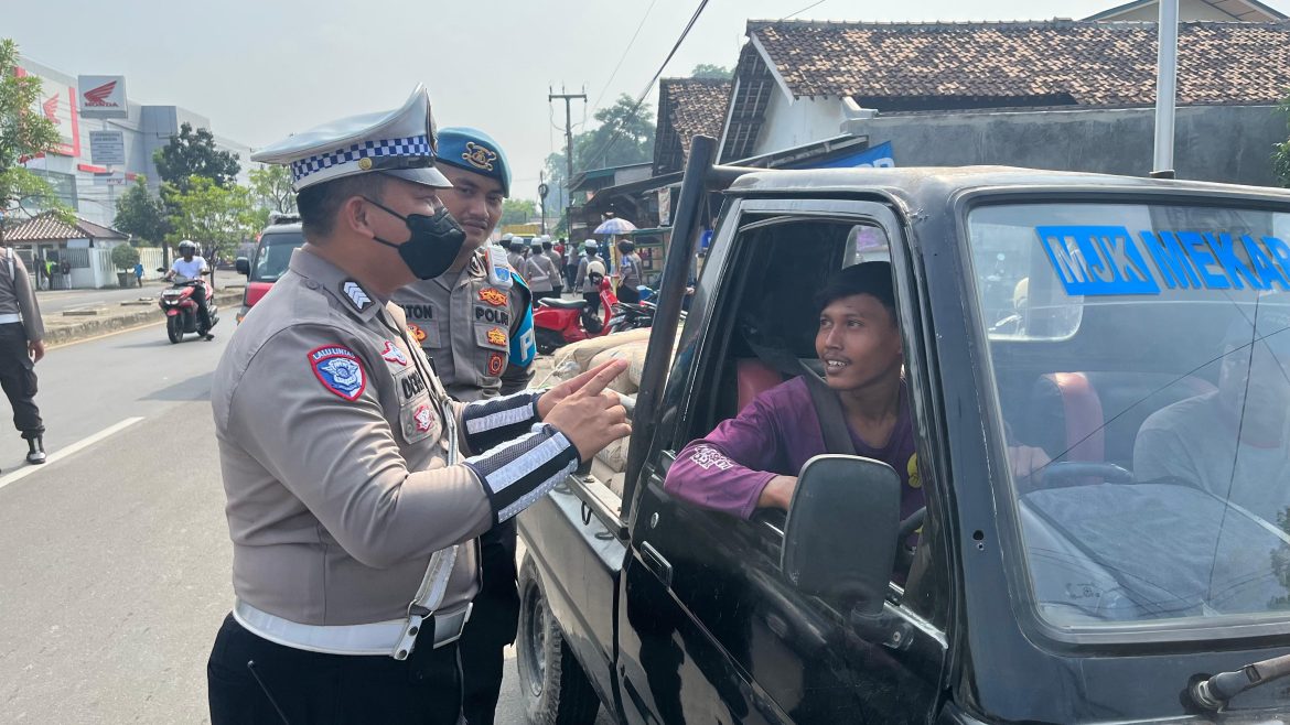 Hari ke 3 Ops Patuh Maung 2025, Ditlantas Polda Banten Lakukan Teguran Hingga Tilang di Tempat   