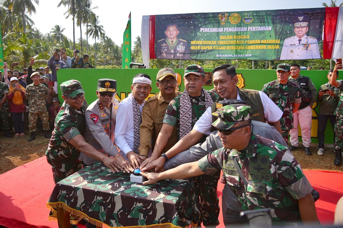 Kapolda Jabar Hadiri Peresmian Sarana Pengairan Pertanian Bersama KASAD dan Gubernur Jabar di Sukabumi   
