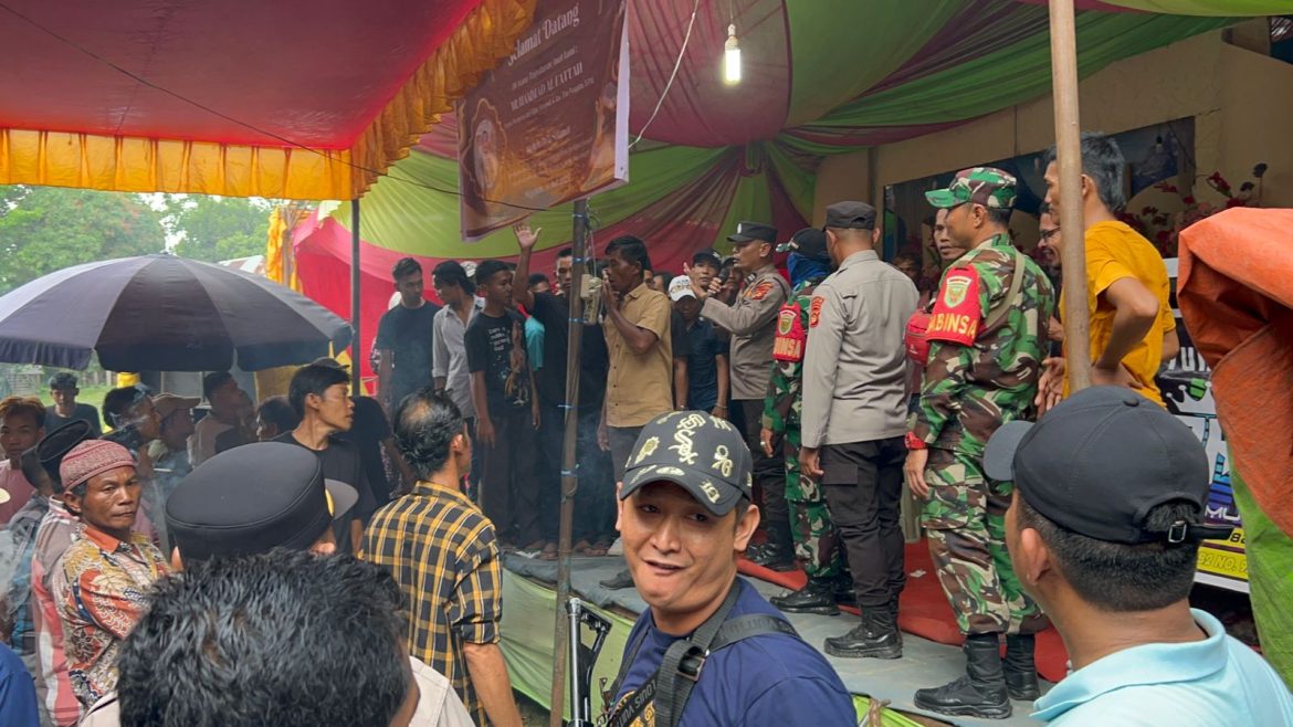 Polsek Pemulutan Kabupaten Ogan Ilir dan Koramil Bubarkan Acara Keramaian Putar Musik Remix di Desa Segayam